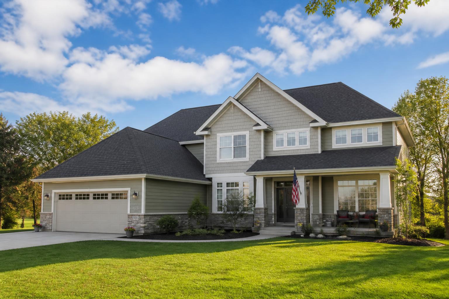 Newly replaced shingle roof on a home in St. Louis, MO